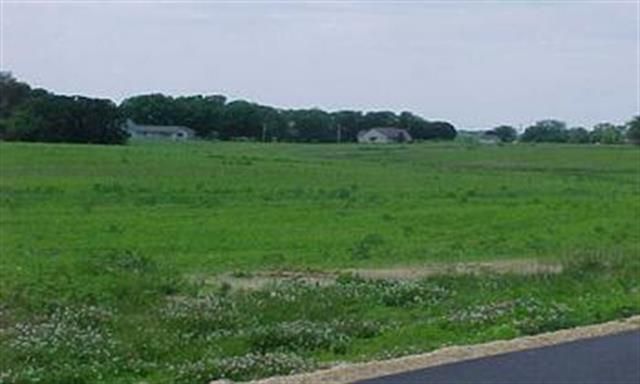 709 Keller Drive — Dixon, IL 61021
