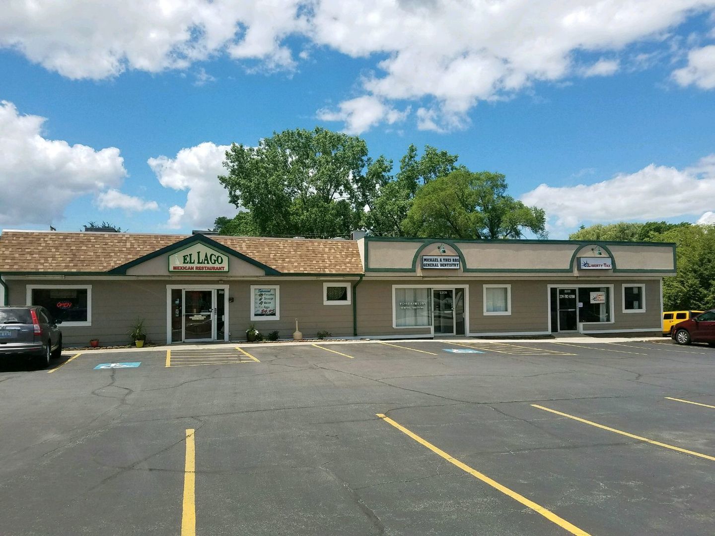 2200 Sheridan Road — Zion, IL 60099