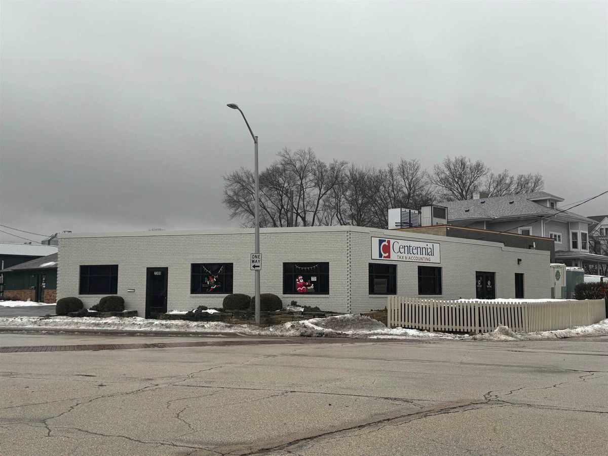 2300 5th Avenue, Rock Island, IL 61201