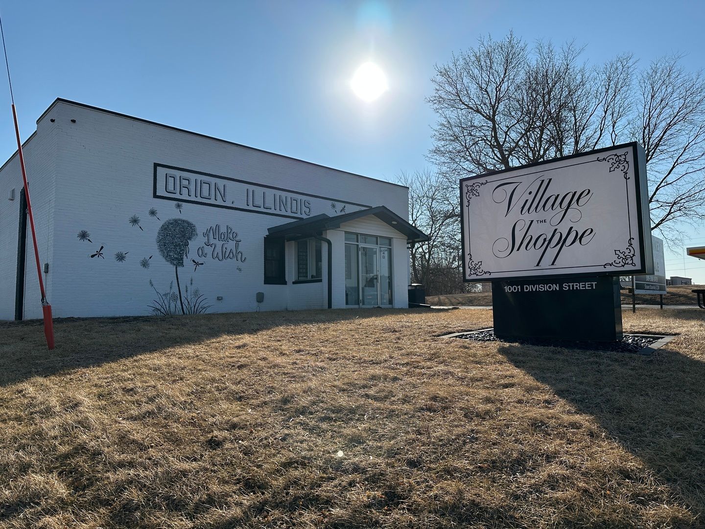 1001 Division Street — Orion, IL 61273
