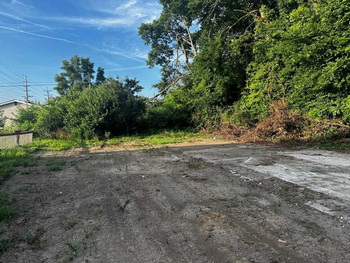 111 Midkiff Street, Harrisburg, IL 62946