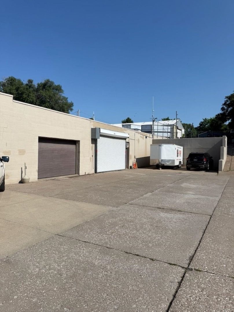 1040 W 4th Street — Davenport, IA 52802