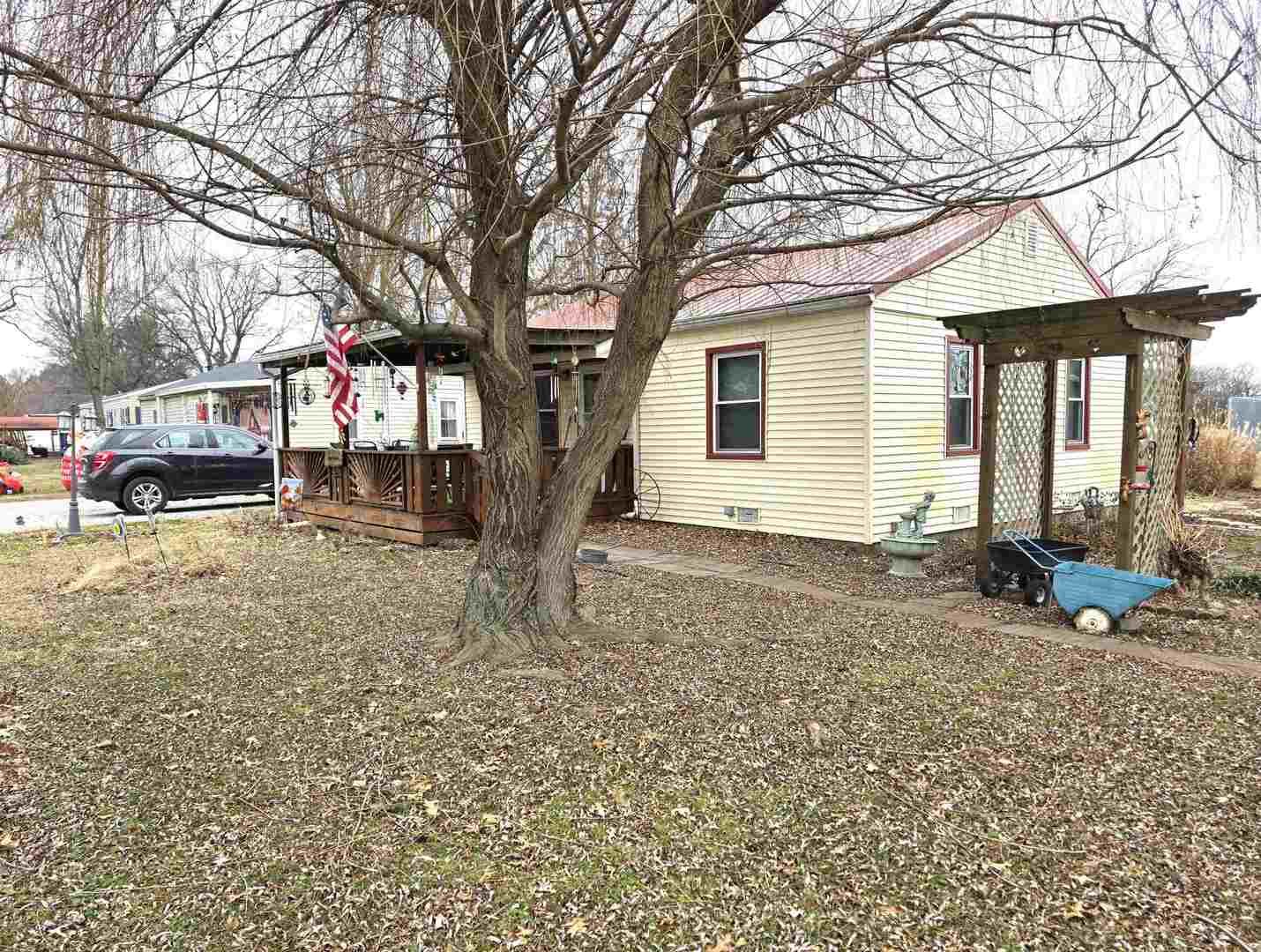 105 S Watkins Street E #0 — Cisne, IL 62823