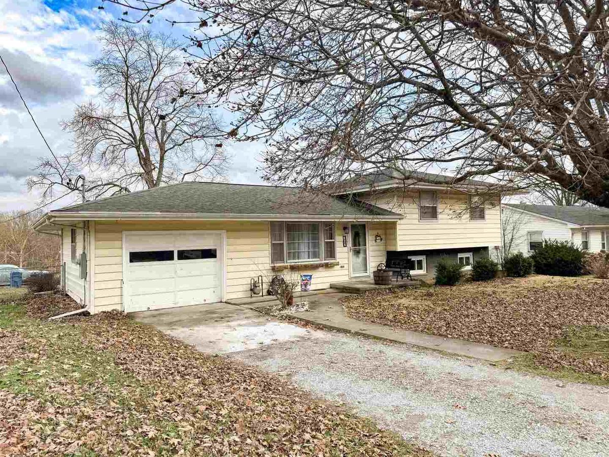 300 Williford Road, Jonesboro, IL 62906
