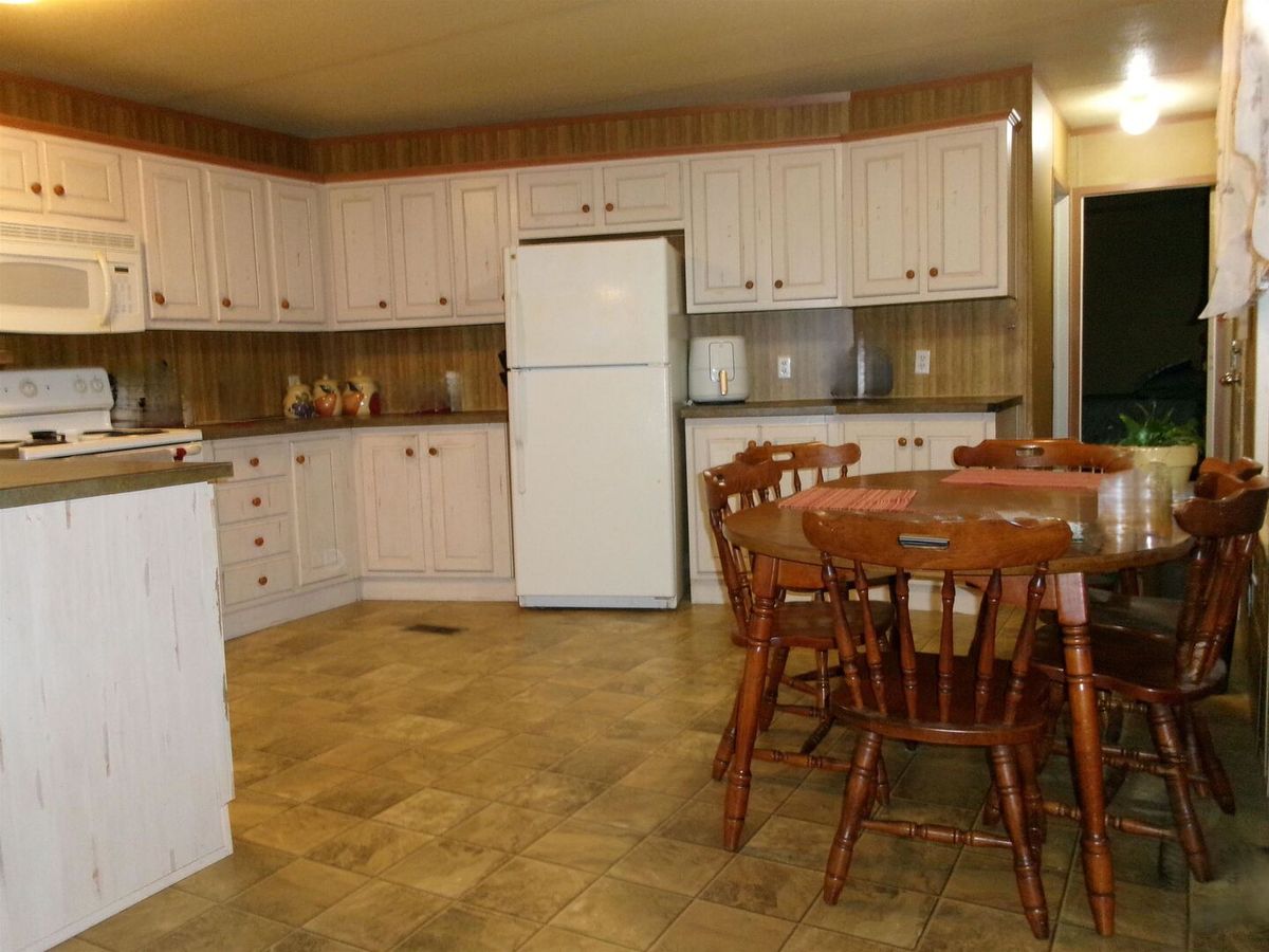 106 ford Street, New Haven, IL 62867