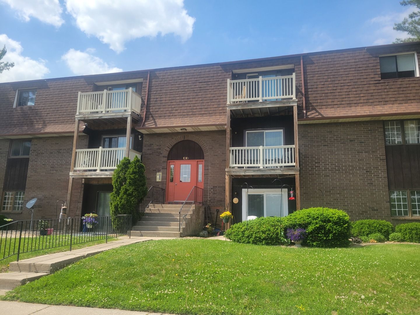 1249 48th Ave Avenue #19 — East Moline, IL 61244