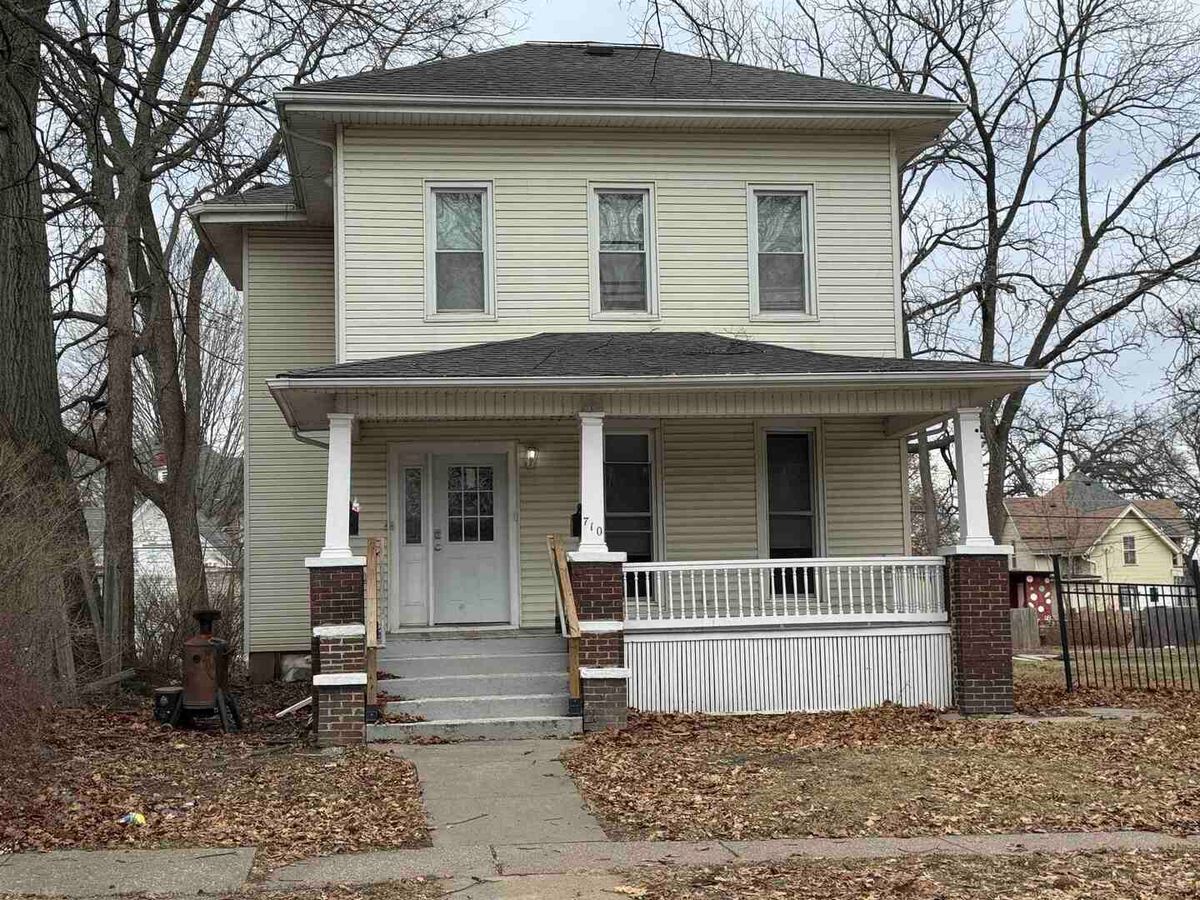 710 13th St Street, Davenport, IA 52803