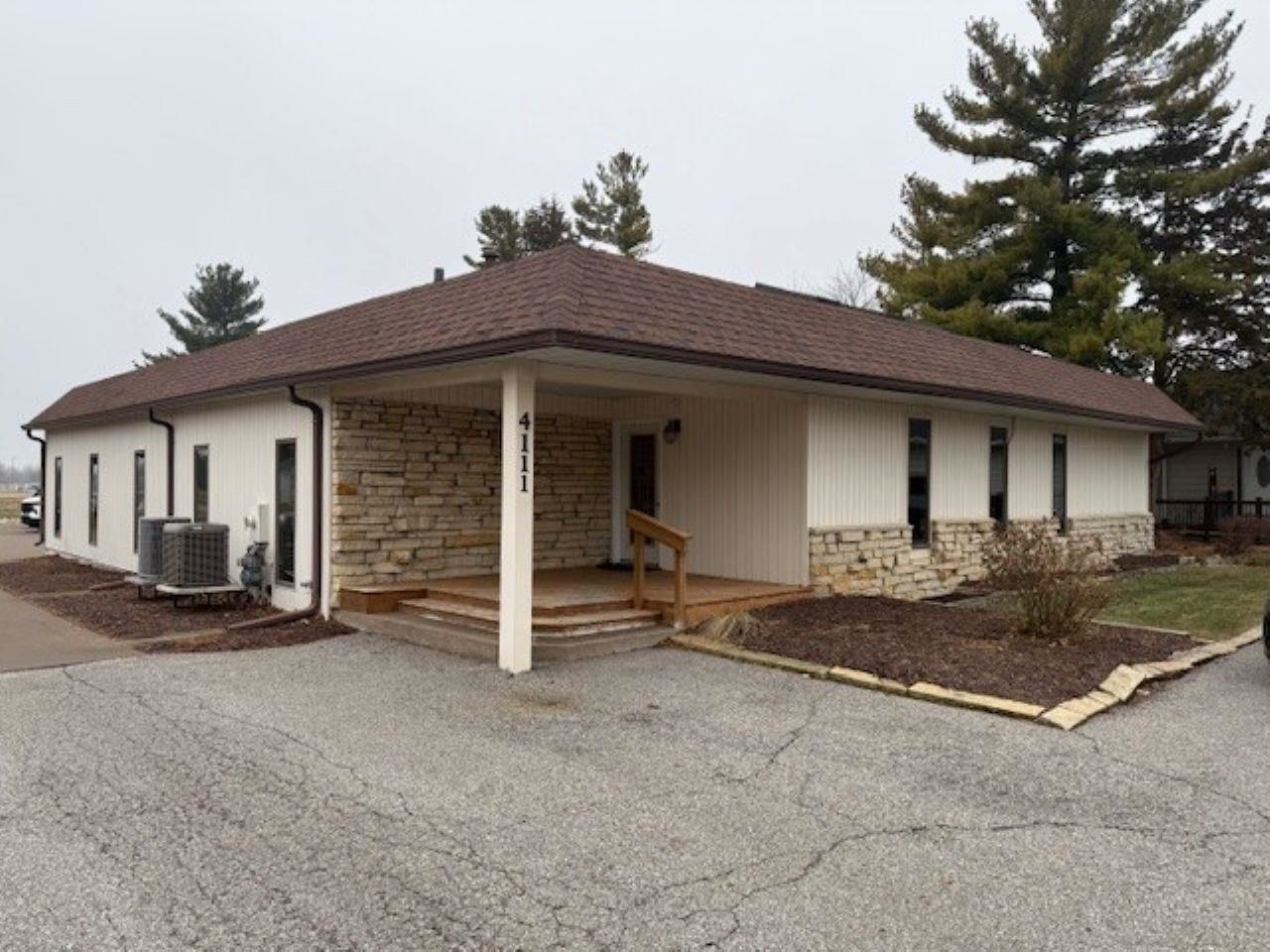 4111 E 60th Street — Davenport, IA 52807