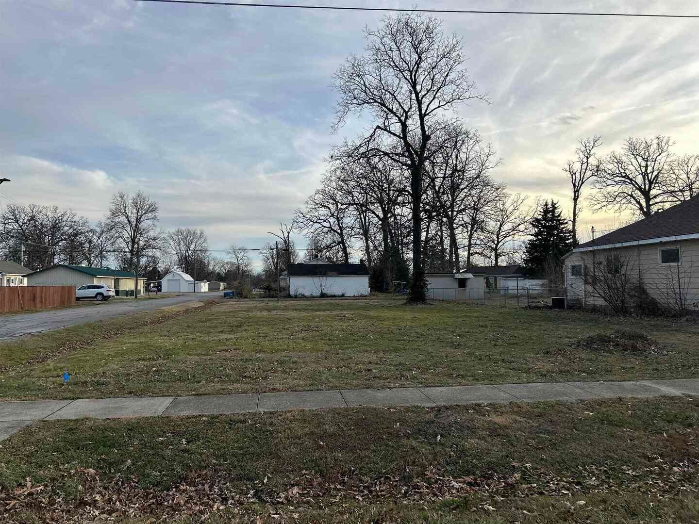601 W Callie Street — Sesser, IL 62884