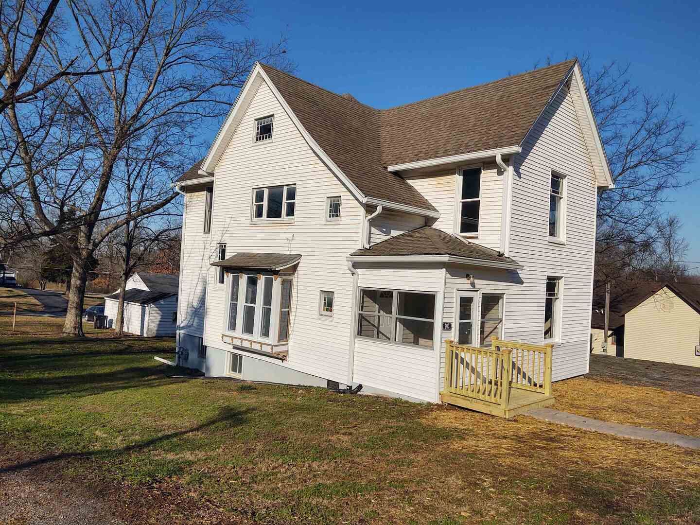 603 N 5th Street — Vienna, IL 62995