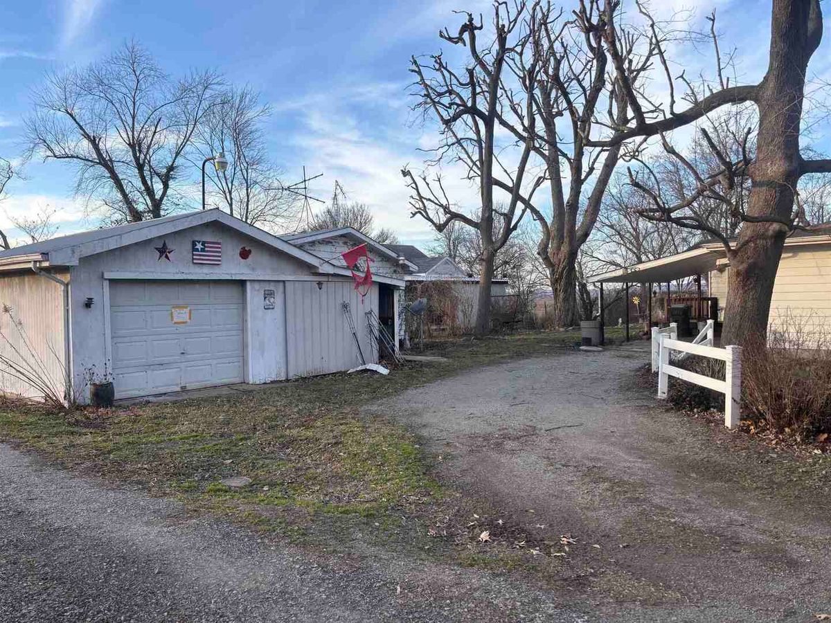 205 Jefferson Street, Gorham, IL 62940