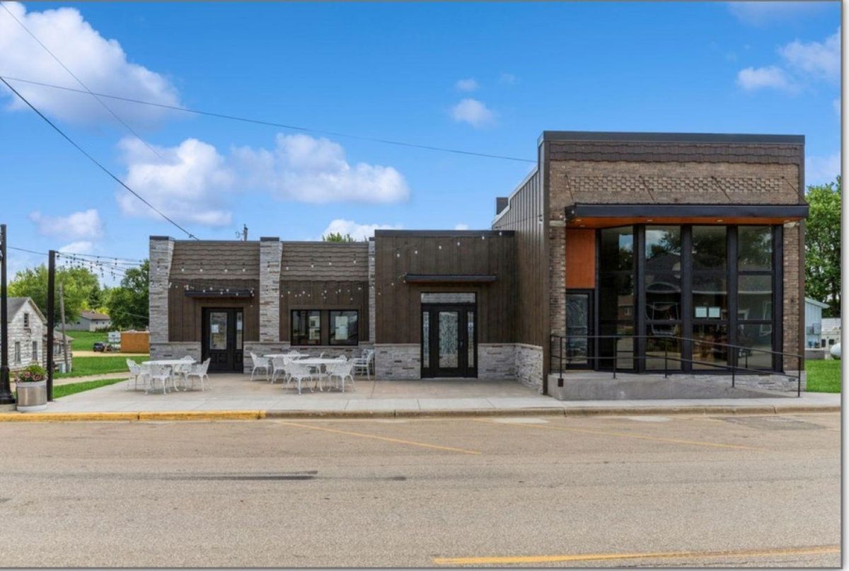 601 Main St Street, Delmar, IA 52037