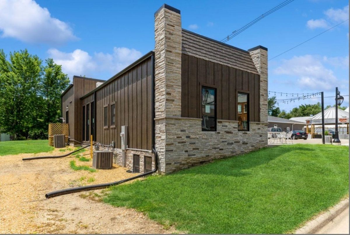 601 Main St Street, Delmar, IA 52037