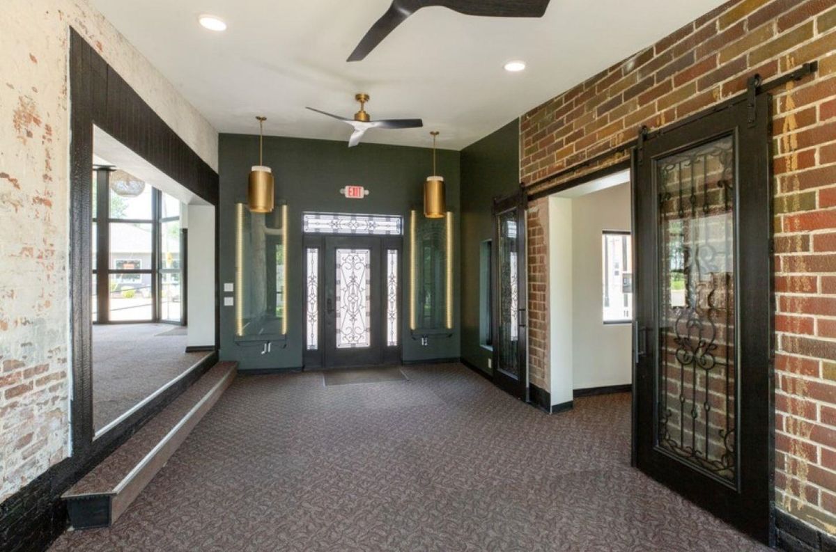 601 Main St Street, Delmar, IA 52037