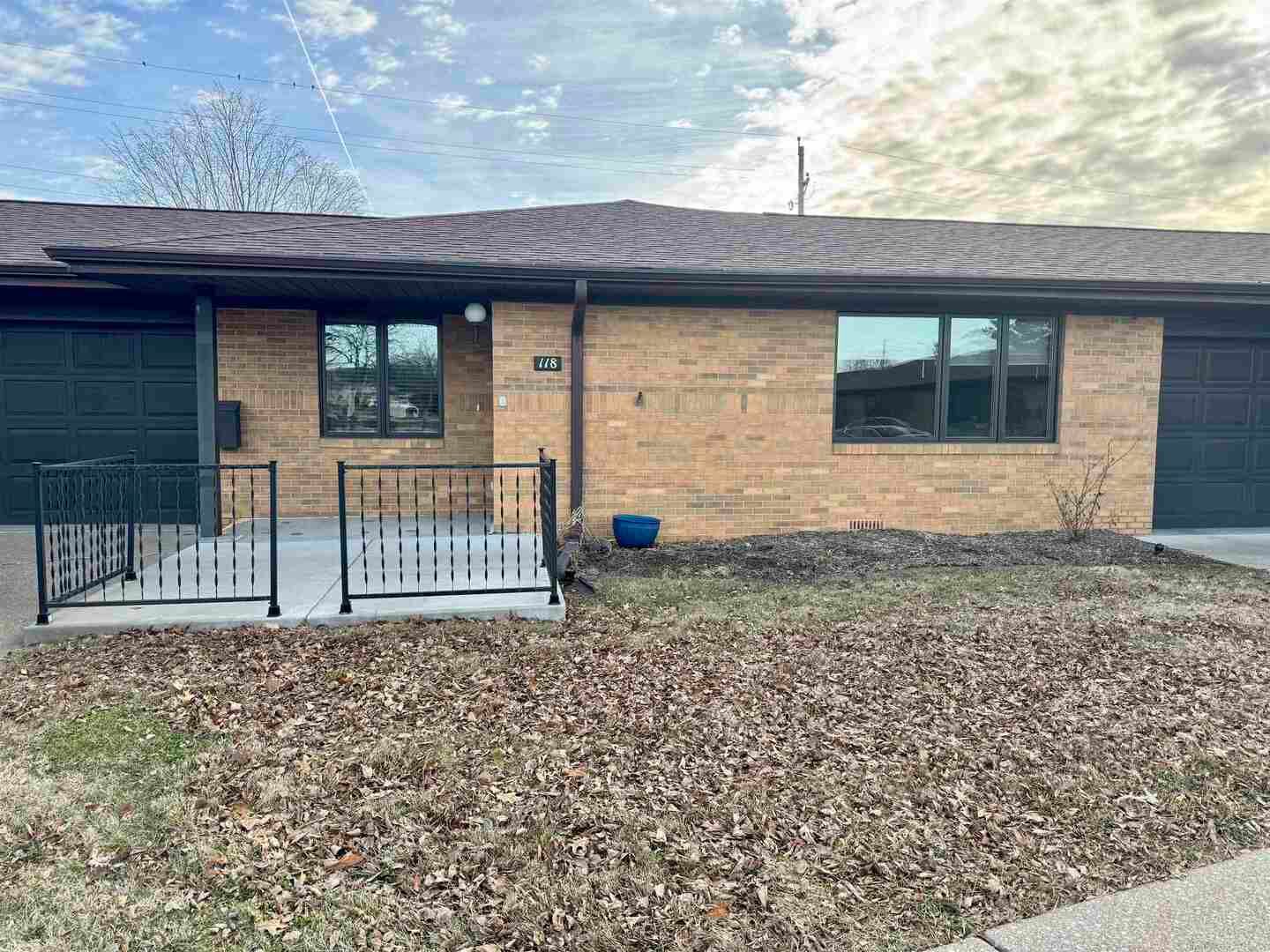 2500 Grant Street #118 — Bettendorf, IA 52722