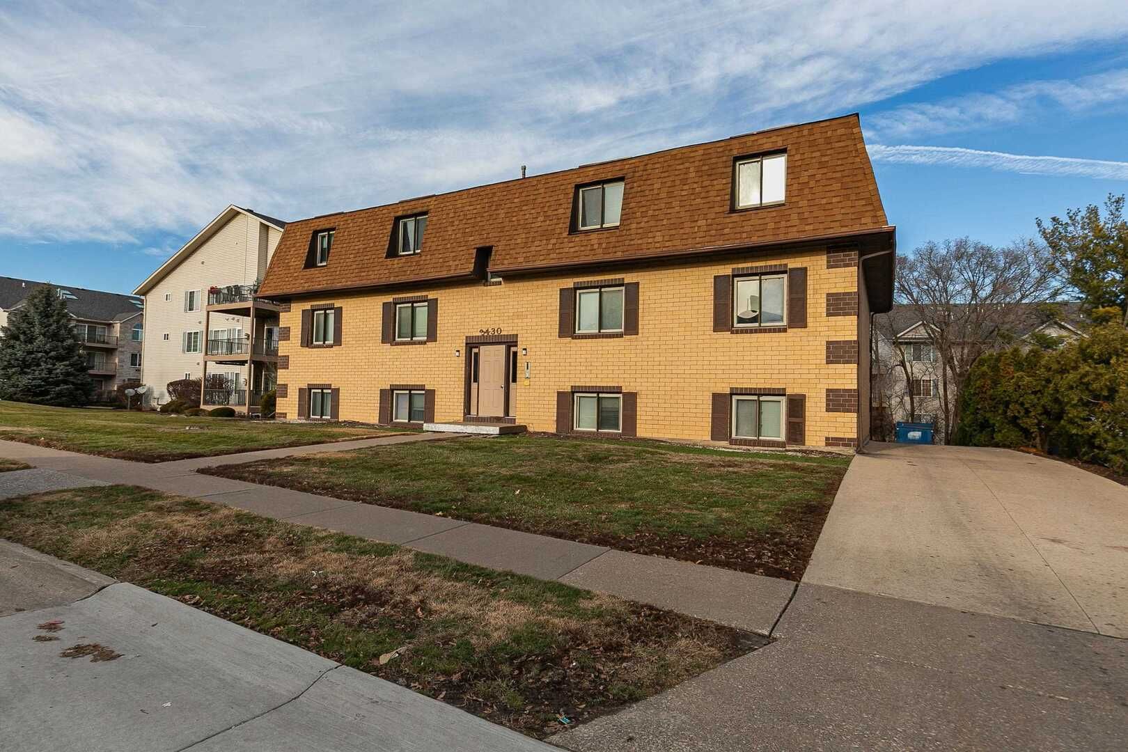 3430 Holiday Court #3 — Bettendorf, IA 52722