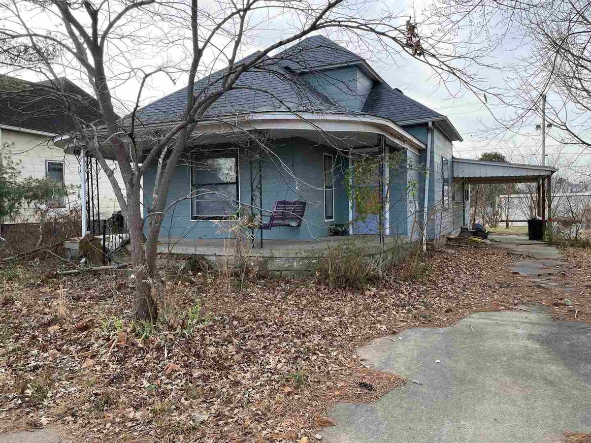 209 16th Street, Herrin, IL 62948