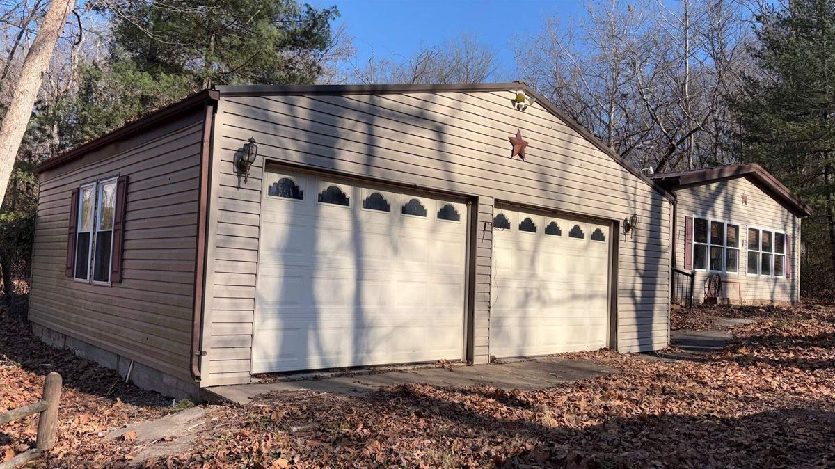 2954 Cardinals Ln Lane, Chester, IL 62233