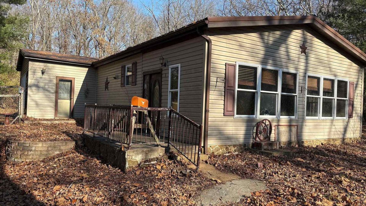 2954 Cardinals Ln Lane, Chester, IL 62233