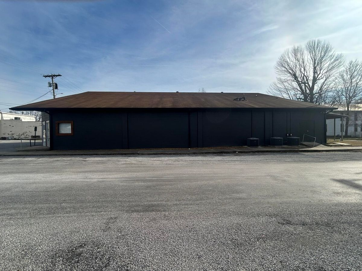 120 S Monroe Street, Golconda, IL 62938