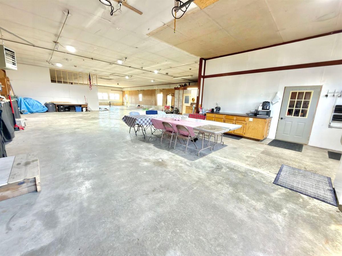 208 10th Street, Altamont, IL 62411