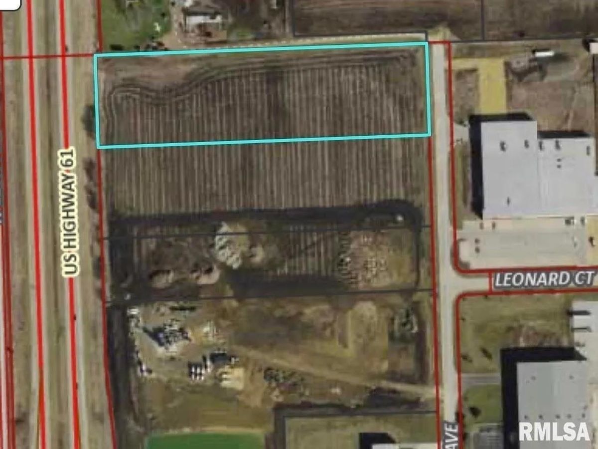 800 16TH Avenue, Eldridge, IA 52748