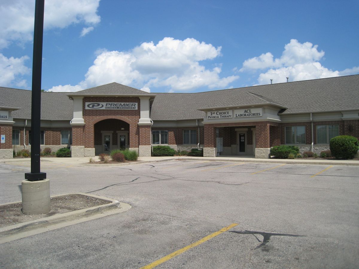 1447 Merchant Drive, Algonquin, IL 60102