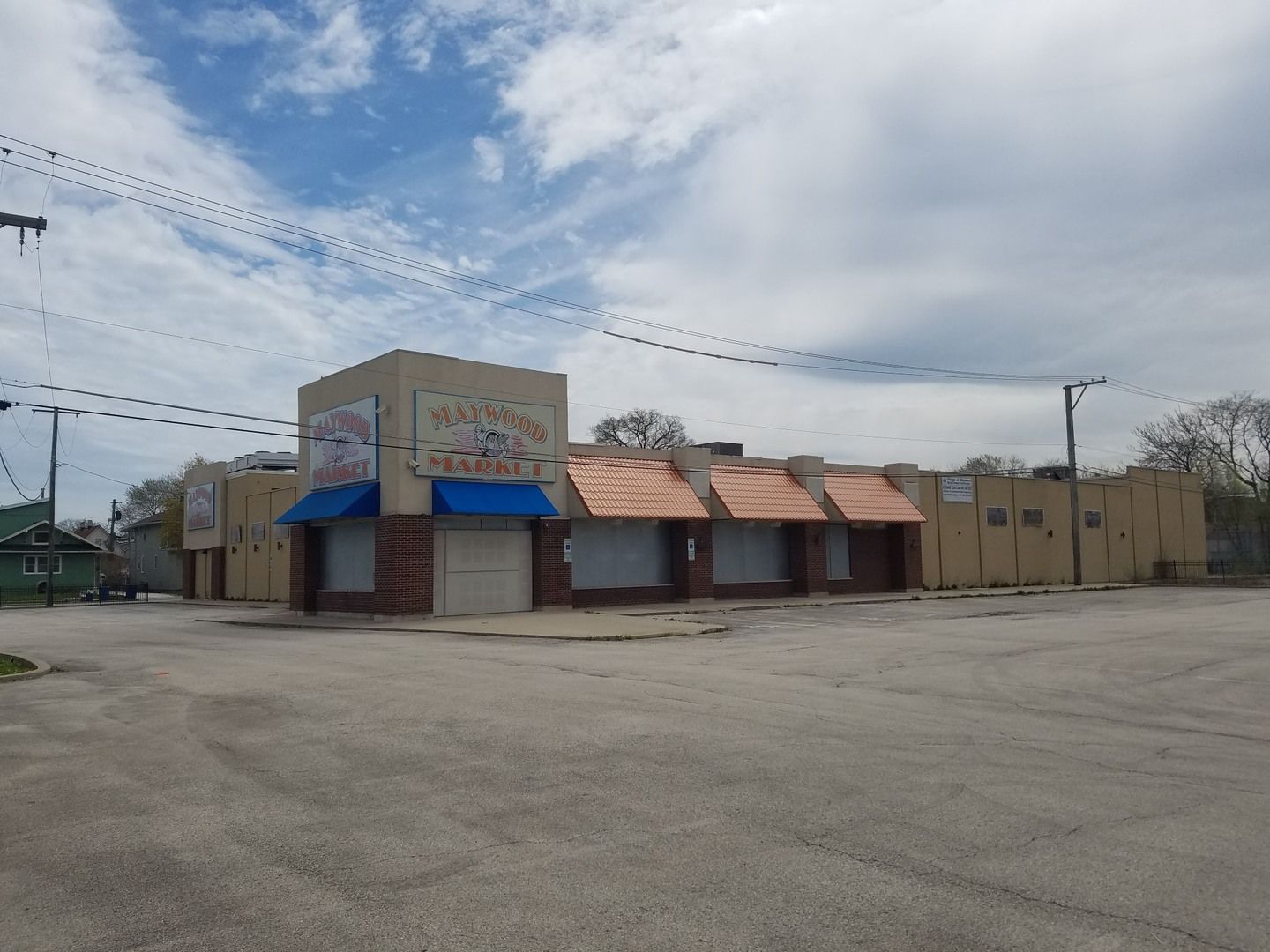 615 S 5th Avenue — Maywood, IL 60153
