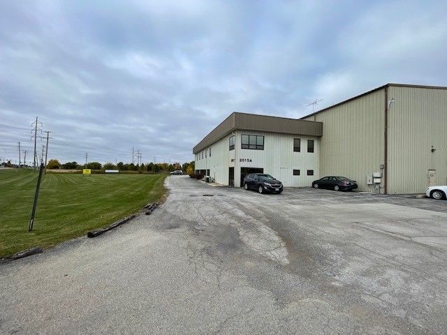 2015 ROUTE 34 — Oswego, IL 60543