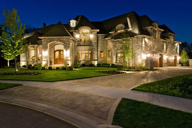 7S410 Arbor Drive — Naperville, IL 60540