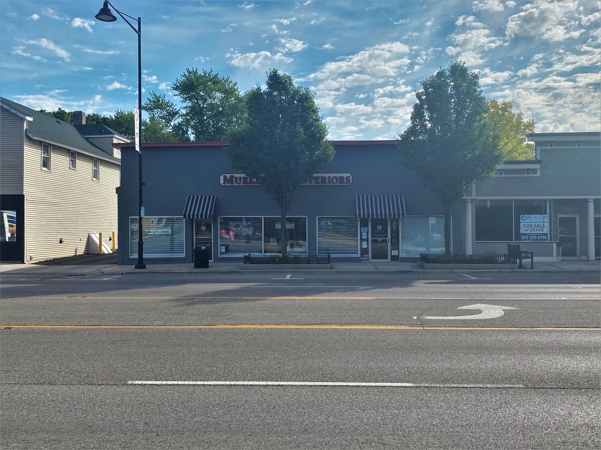 440 Virginia Street, Crystal Lake, IL 60014