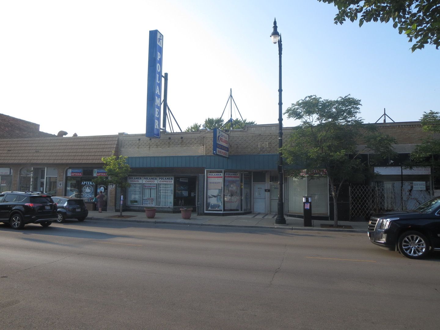 5500-14 W BELMONT Avenue — Chicago, IL 60641
