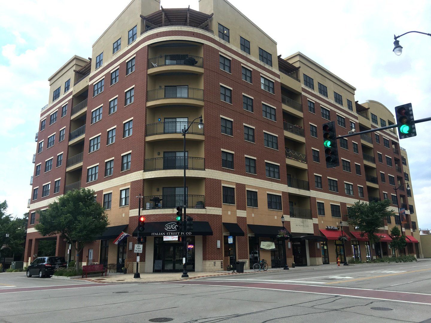 4953 Oakton Street #P-11 — Skokie, IL 60077