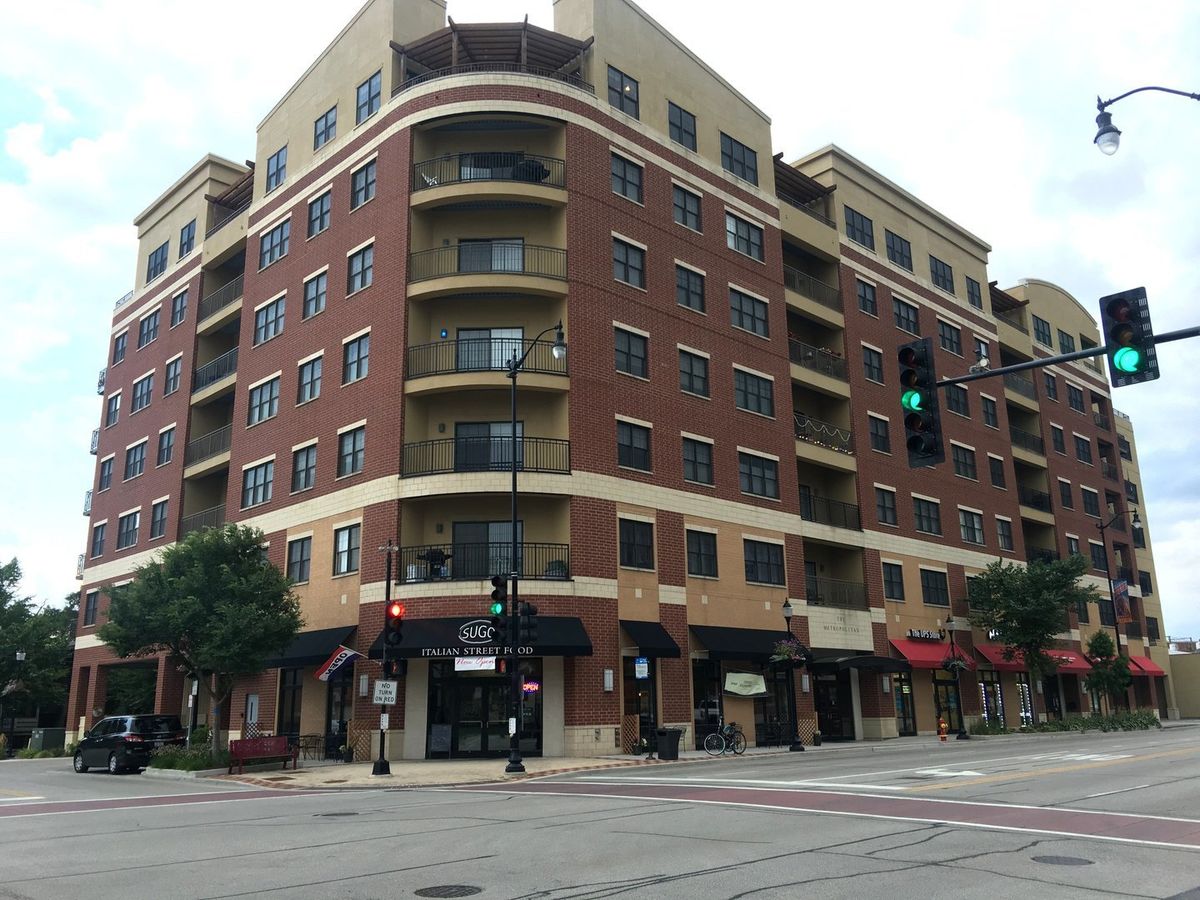 4953 Oakton Street, Skokie, IL 60077