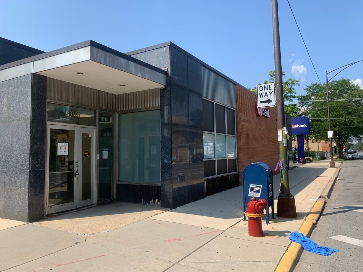 8300 Marquette Avenue, Chicago, IL 60617