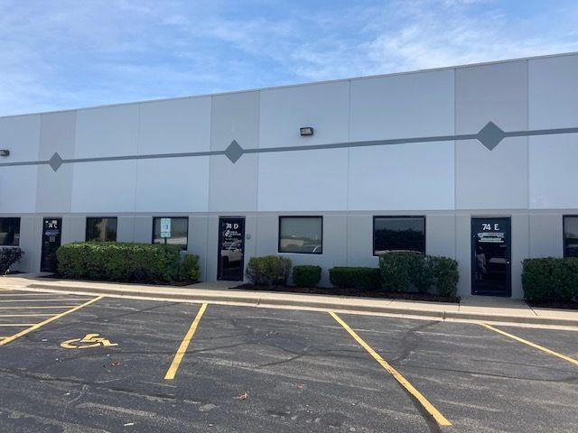 72 Stonehill Road — Oswego, IL 60543