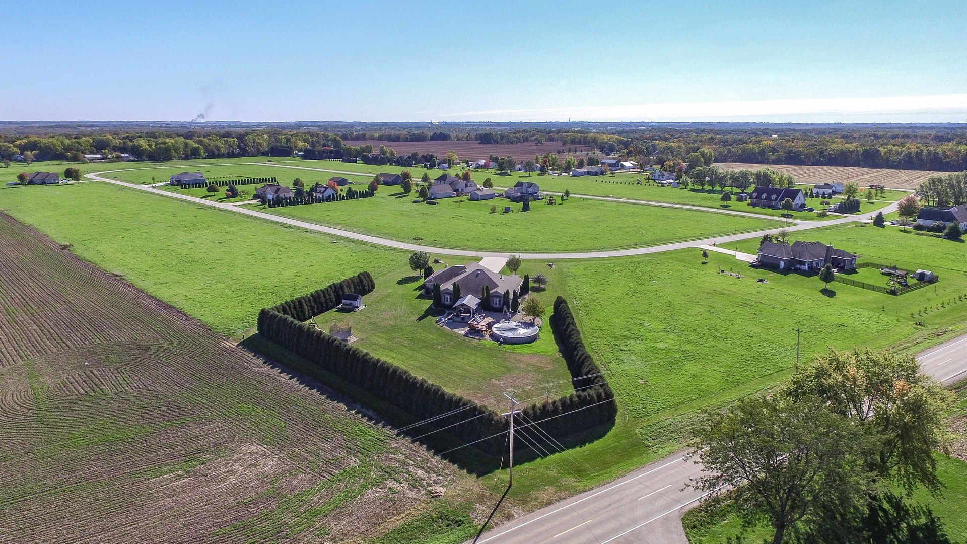 2446 N 4210th Road — Sheridan, IL 60551