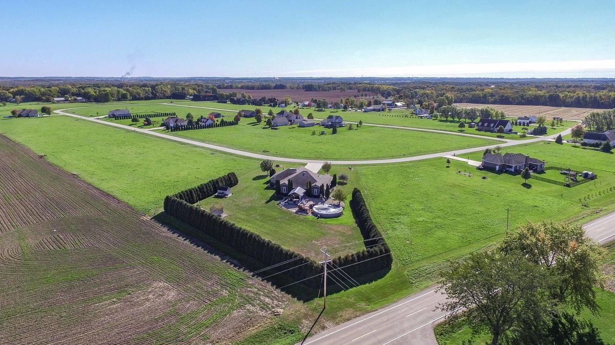 2446 4210th Road, Sheridan, IL 60551