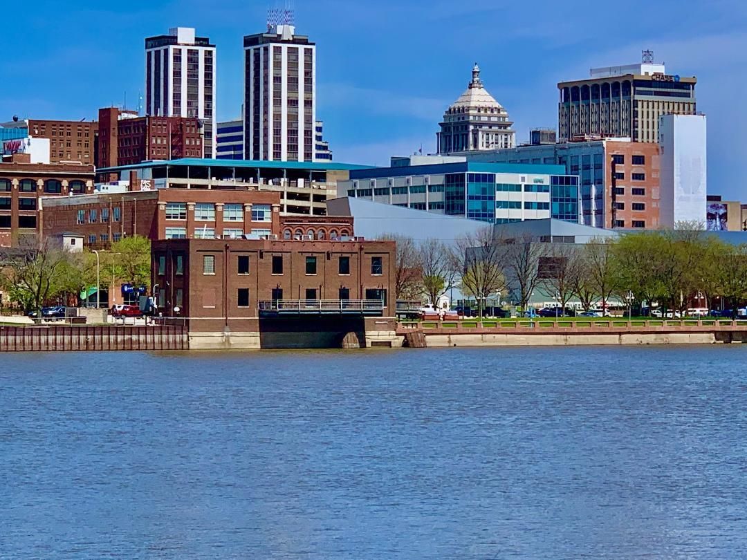 330 SW Water Street — Peoria, IL 61601