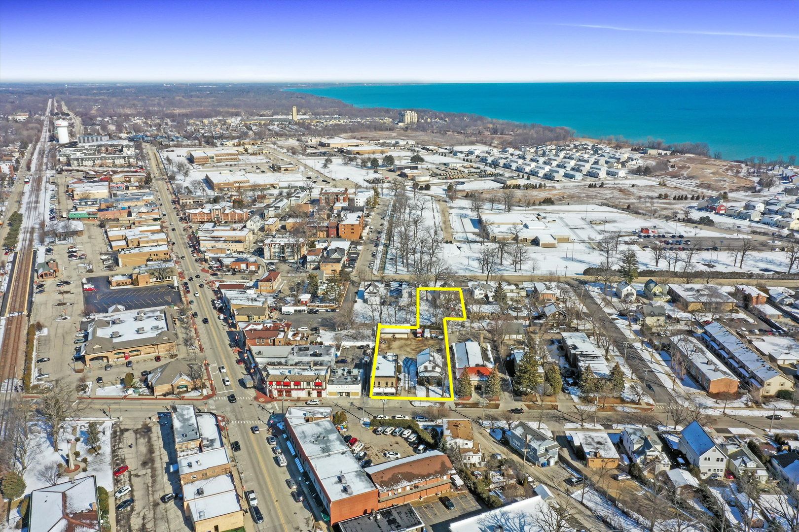 417-429 Temple Avenue — Highland Park, IL 60035