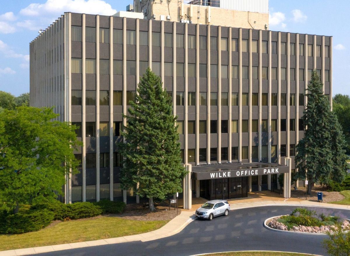 121 Wilke Road, Arlington Heights, IL 60005