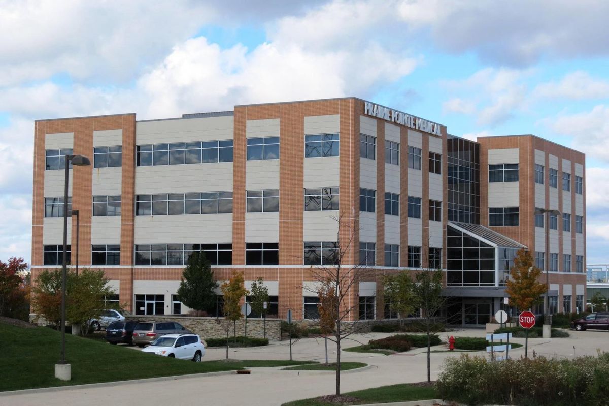 4885 Hoffman Drive, Hoffman Estates, IL 60192