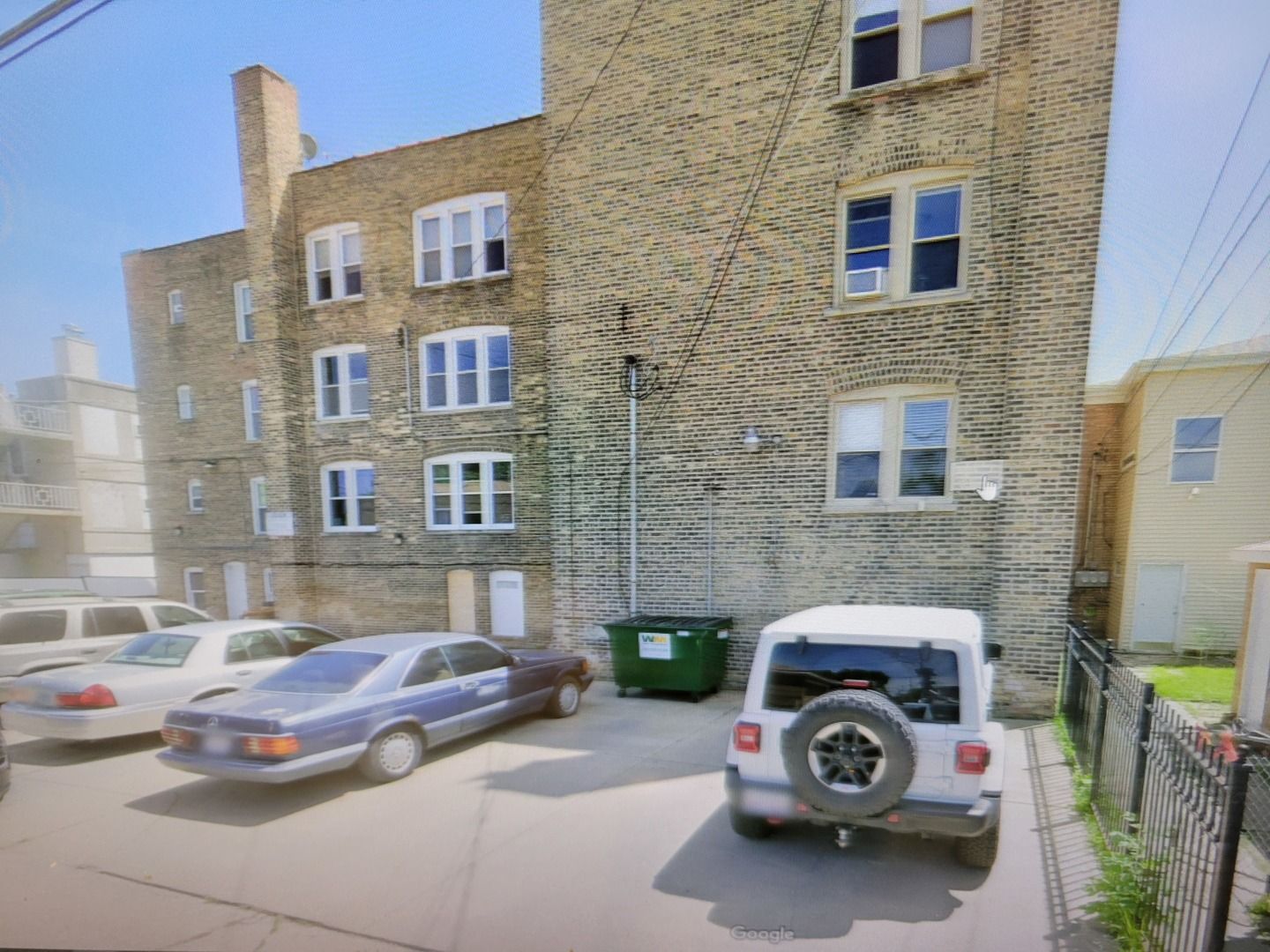 2844 W Addison Street #P1 — Chicago, IL 60618