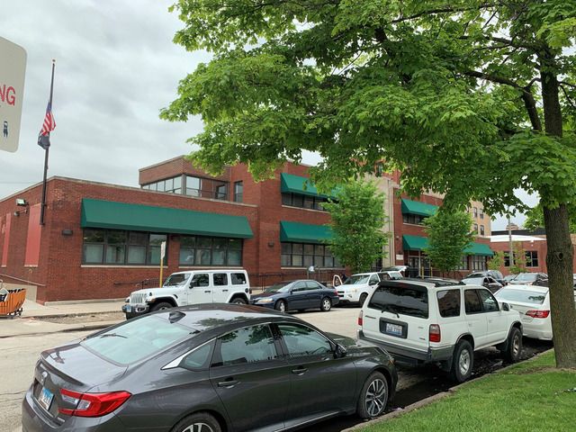 1419 W Carroll Avenue — Chicago, IL 60607