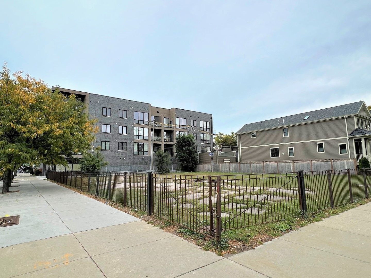 2429-2431 W Fullerton Avenue — Chicago, IL 60647