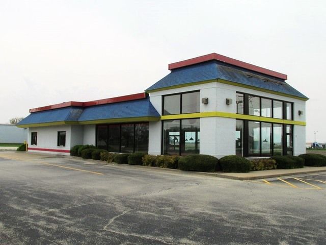 1 Marquette Avenue — Oglesby, IL 61348