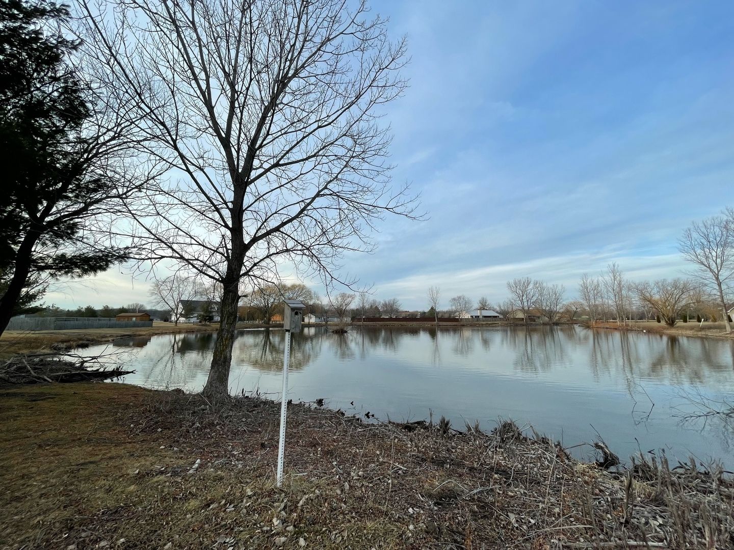 35 Nightingale Circle — Camargo, IL 61919