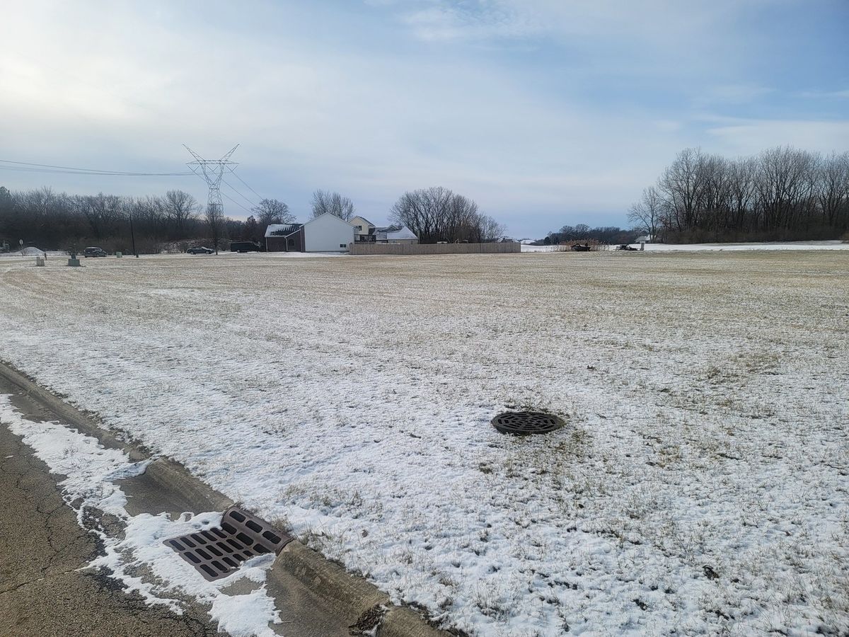 125 Fairway Drive, Essex, IL 60935