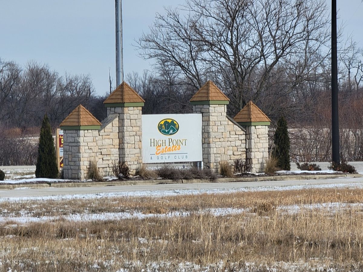 125 Fairway Drive, Essex, IL 60935