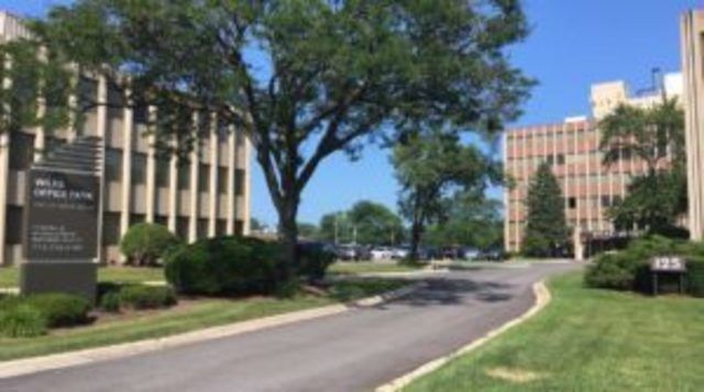 115 S Wilke Road, Arlington Heights, IL 60005